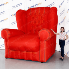 Надувная реклама мягкой мебели кресло