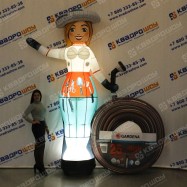 Надувная фигура с подсветкой Девушка со шлангом