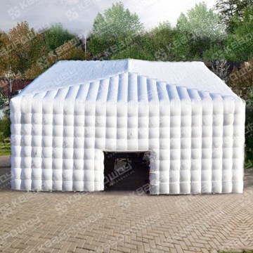Гигантский надувной шатер Куб белого цвета